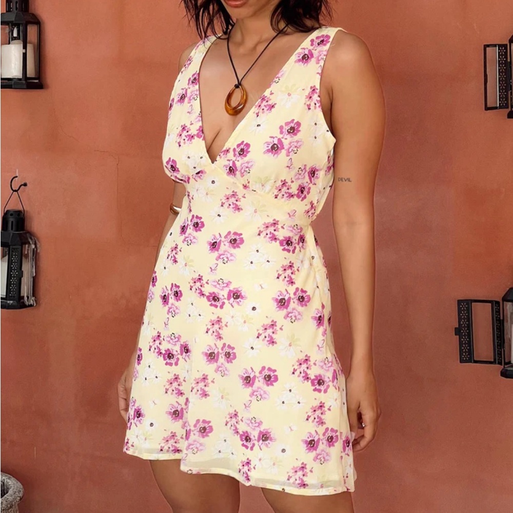 Princess Polly Nellie Dress Size 4 Yellow Pink Floral